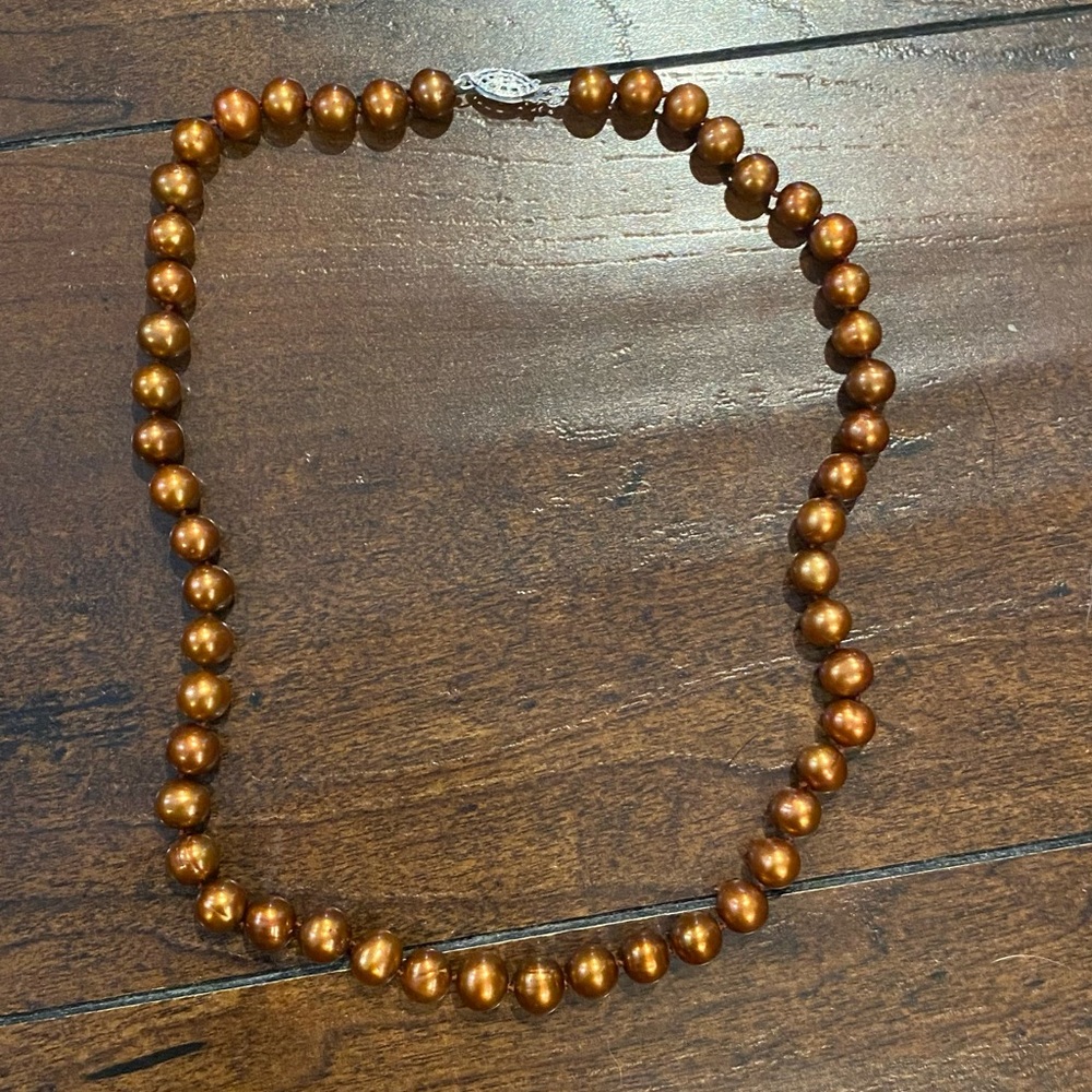 Pearl necklace
